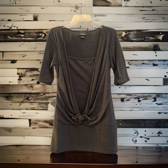 Cute Grey Tunic - Picture 1 of 4